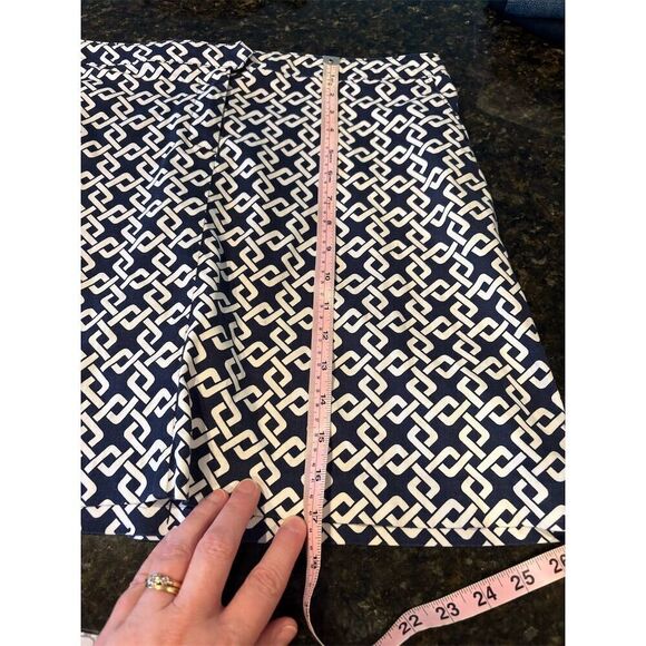 Izod Women's Standard Size 10 Geometric Skort with Built-in Shorts Multicolor - Picture 9 of 10